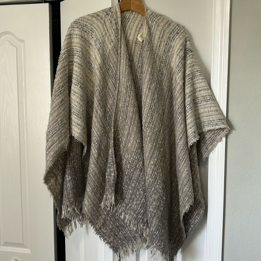 Cream and gray nubby knit wrap